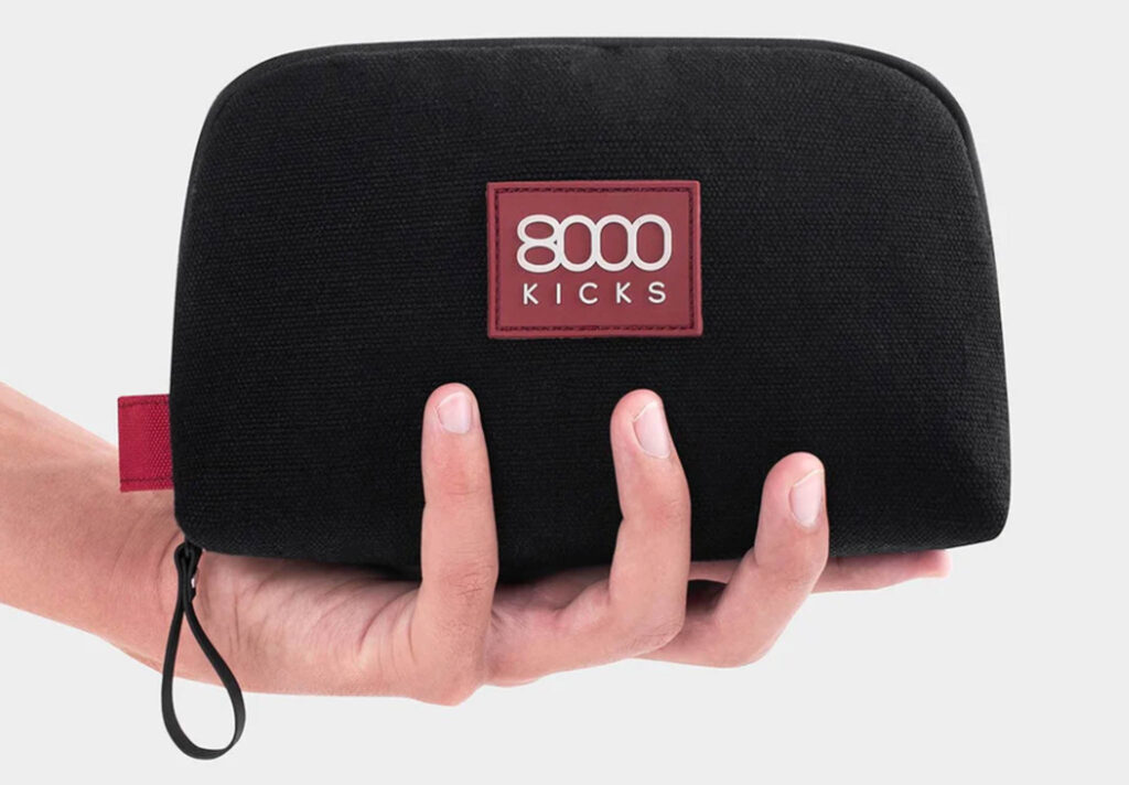 Image of the Black Hemp Pouch from 8000 Kicks.